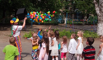 Alpiniści przemysłowi w trosce o dzieci